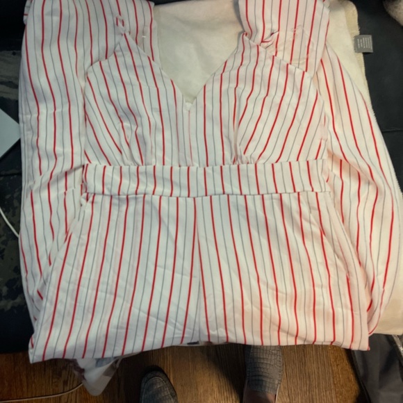 Shinestar romper XL (not true to fit size) - Picture 3 of 4